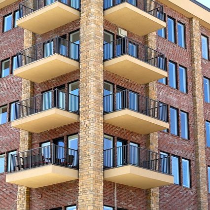 building-438015_640